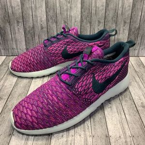 Nike Roshe One Flyknit Women Size 8